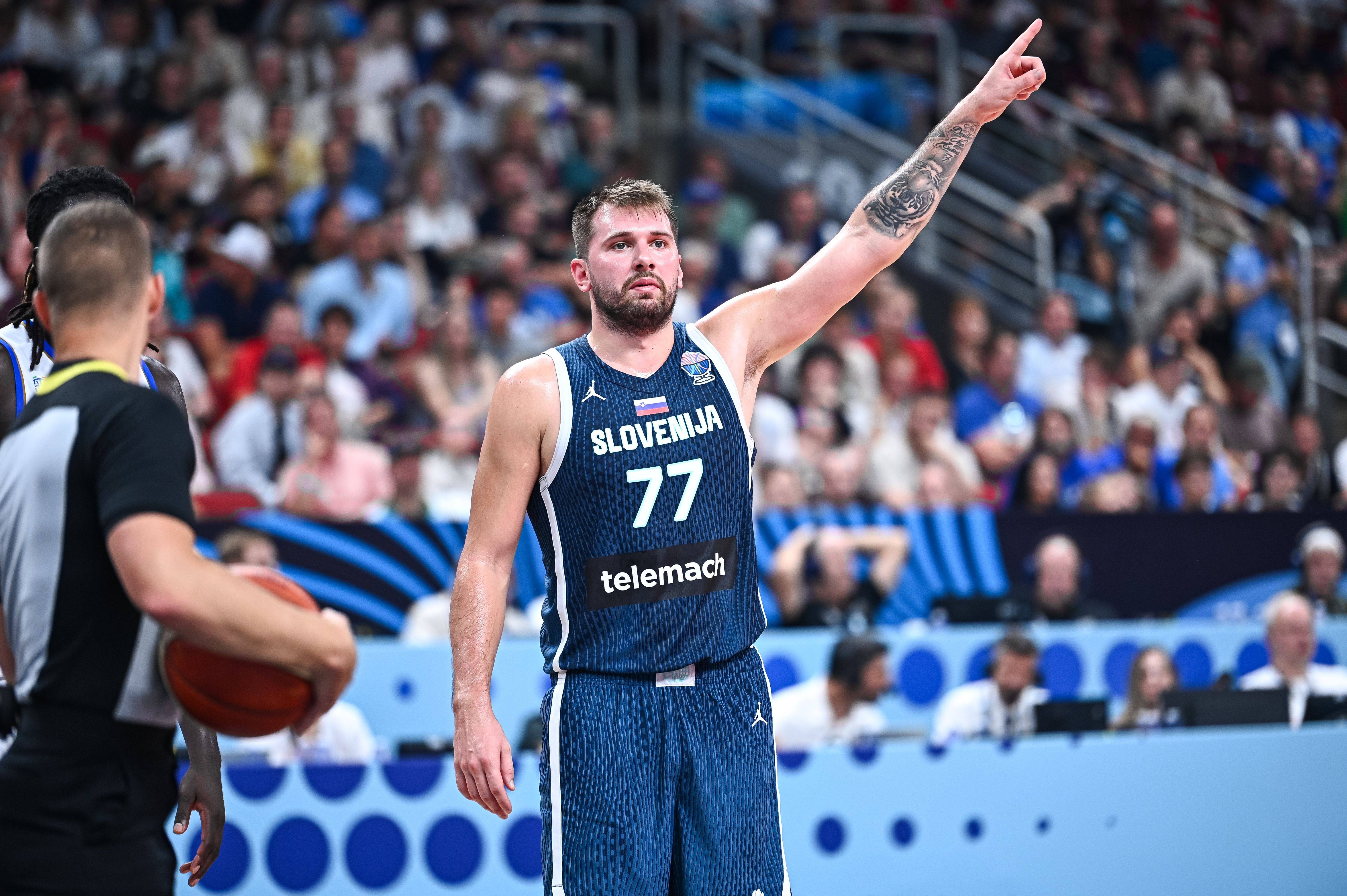 赛地聚焦——欧超杯转会期热度飙升，新奥尔良鹈鹕遗憾出局，目标明确，资深球员宣示担当的简单介绍-爱游戏娱乐